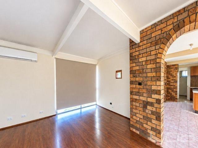 Family Living in a Quiet Melton West Court