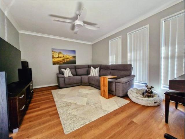 Family Living in a Well Maintained Mudgeeraba Setting