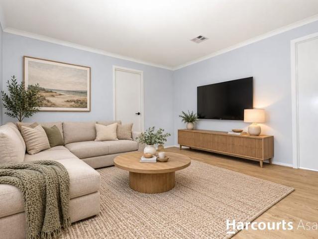 Family Living in Cranbourne South