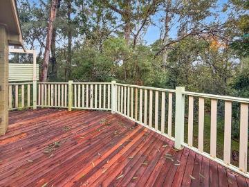 FAMILY LIVING IN PRIME WINMALEE LOCATION
