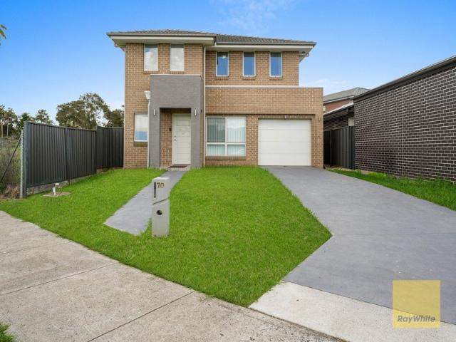 Family Living in the Heart of Edmondson Park