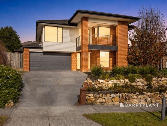 Family Living in the Heart of Jacksons View
