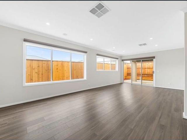 Family Living in the Heart of Olivine Estate
