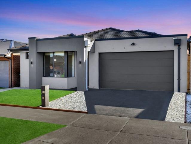 Family Living in the Prestigious Bluestone Estate