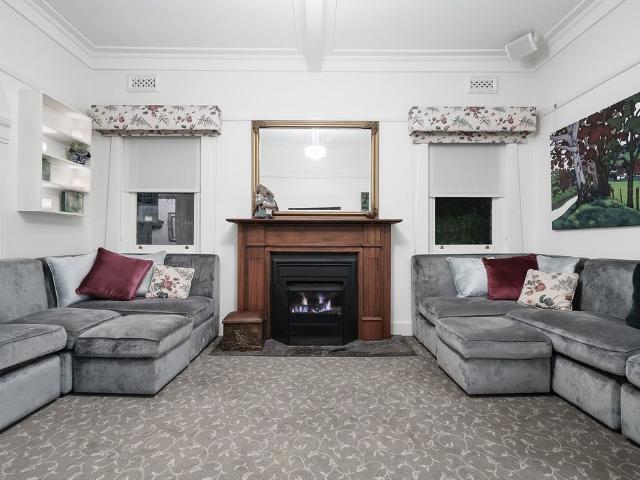Family living in the Sackville Ward