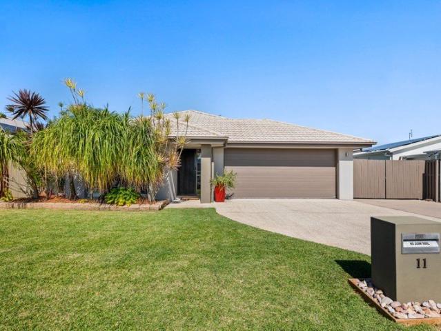 Family Living, Plenty of Space & Room for the Toys