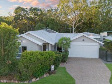 Family Living, Poolside Entertaining & Shed Space With No Rear Neighbours | The Pinnacle of Annandale Living