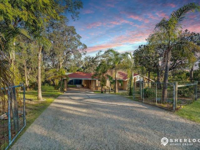 Family Living, Resort Style Entertaining and Space to Breathe!