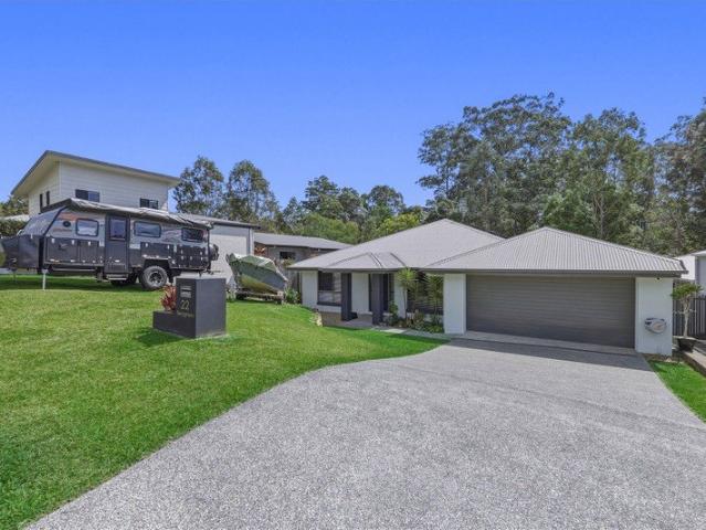 Family Living, Reserve Access & Exceptional Space