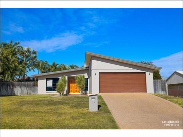 FAMILY LIVING, WITH A LITTLE ARCHITECTURAL EDGE