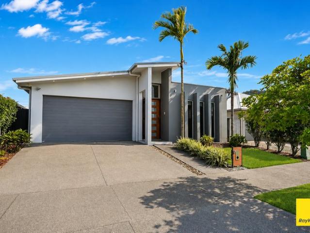 Family Living with an Entertainer's Edge