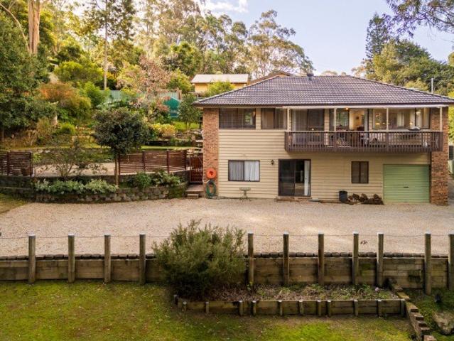 Family Living with Bushland Views and Flexible Multi Generational Appeal