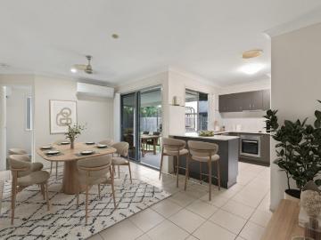 Family Living with Endless Potential in Blacks Beach Cove