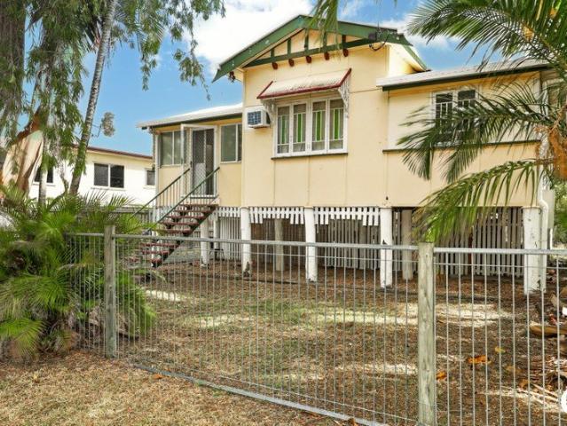 Family Living with Investment Potential on a Generous 822m² Berserker Block
