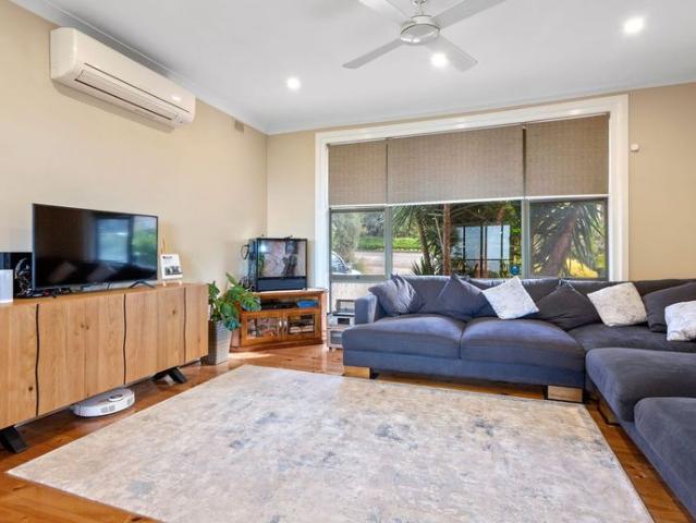 Family Living with Incredible Coastal Views