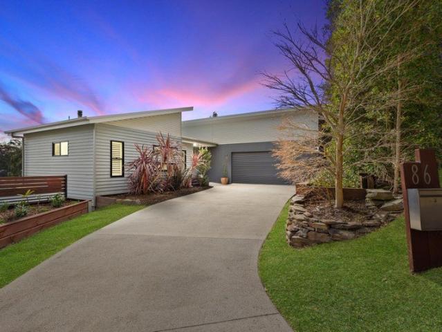 Family Living with Mountain Views
