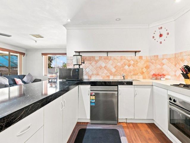 Family Living with Space, Comfort & Outstanding Outdoor Entertaining