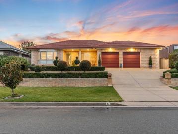 Family Living with Space, Style & Exceptional Entertaining