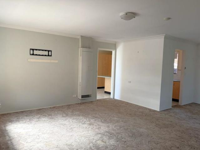 FAMILY LIVING WITH SPACE TO ENJOY