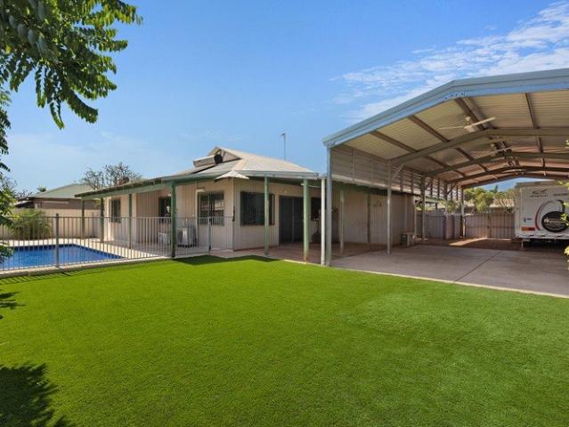 Family Living with Space to Park, Play & Entertain