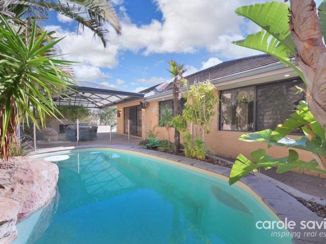 Family Living with Pool & Great Outdoor Entertaining