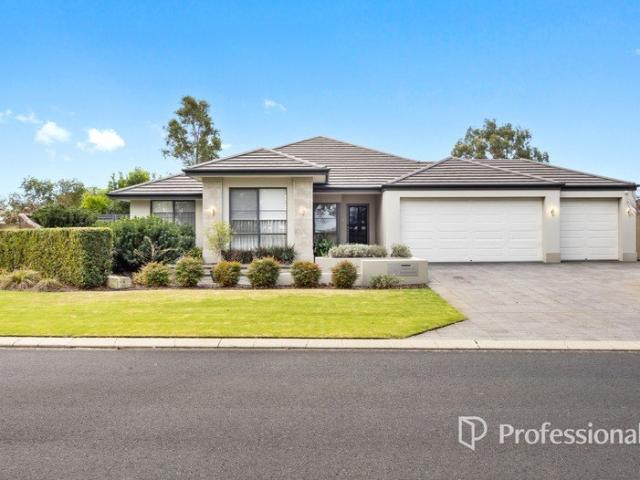 Family Living with Pool, Solar & Triple Garage on 719sqm