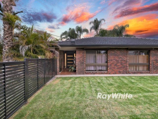 Family Living with Pool, Spa & Shed