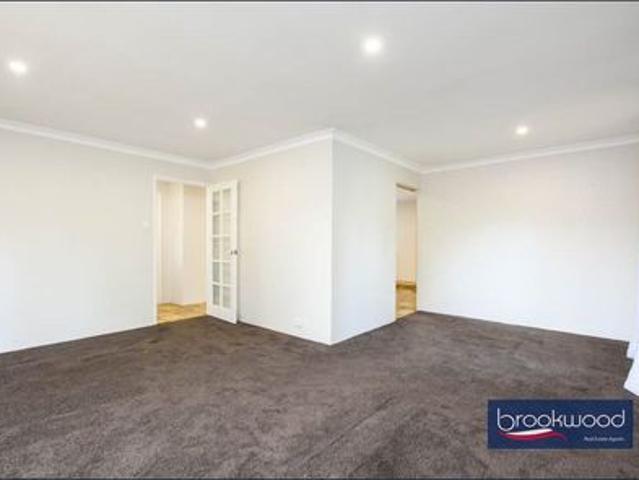 FAMILY LIVING WITH ROOM TO MOVE