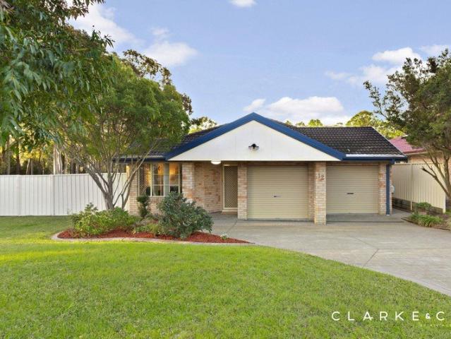 FAMILY LIVING WITH RESERVE VIEWS AND ROOM TO GROW
