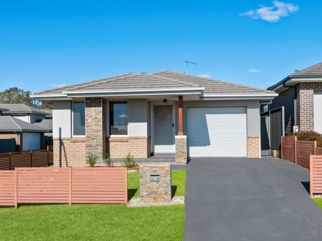 Family living within Elderslie