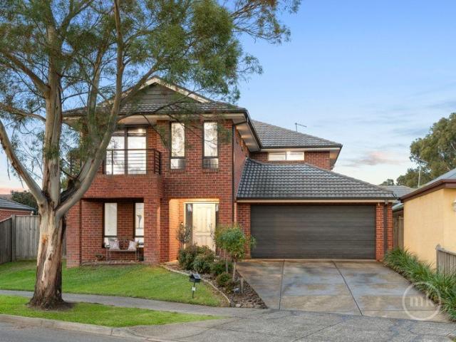 Family Lifestyle Excellence with Water Views