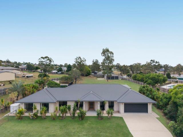 Family Luxury on Acreage with Exceptional Outdoor Living