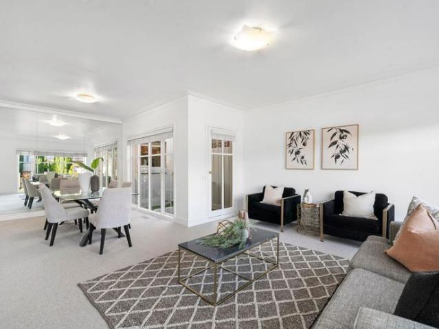 Family luxury in the Coveted Balwyn High School Zone