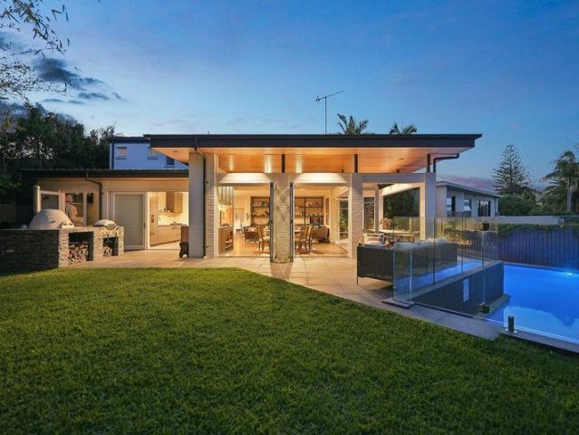 Family Masterpiece With Inspired Entertaining In Blue Ribbon Address