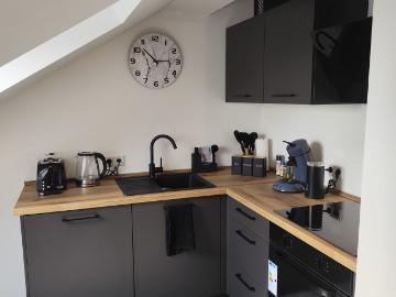 Family Safe apartment for 4 with working place and washer dryer, Aschaffenburg Amsterdam Apartments for Rent