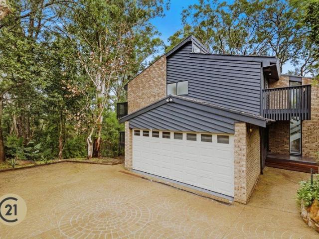 FAMILY SANCTUARY IN PRIVATE BUSH SETTING | MULTI GENERATIONAL LIVING