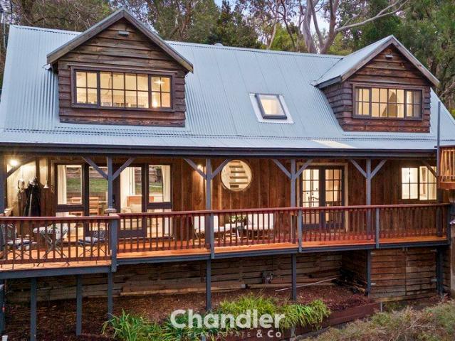 Family Sanctuary with Stunning Views & Exceptional Indoor Outdoor Living