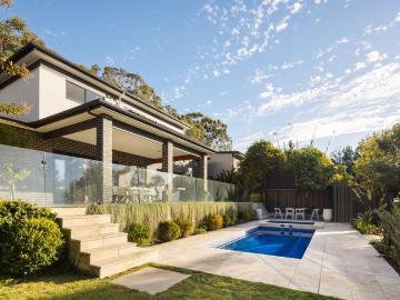 Family Scale with Tranquil Treetop Views