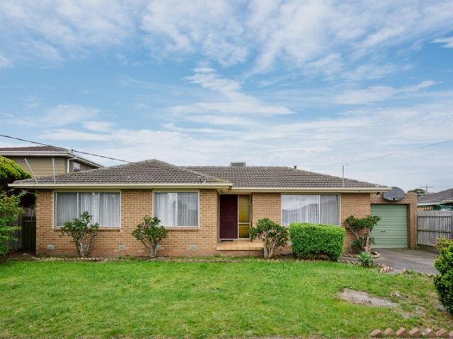FAMILY SIZED 4 BEDROOM HOME