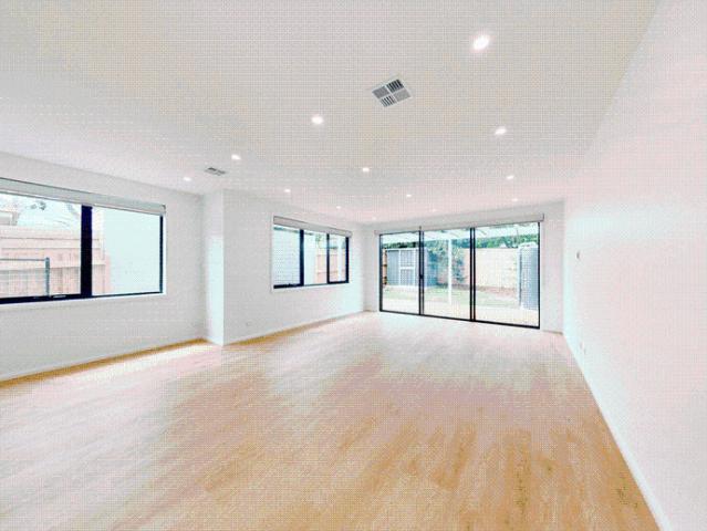Family Sized Comfort with Space to Live, Work & Entertain