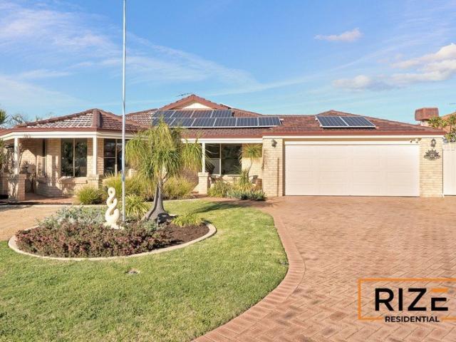 Family Sized Entertainers Dream Home! Pool + W/Shop + Theatre + Games + Office.