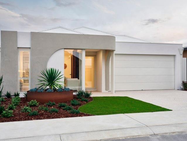 Family sized home & block!