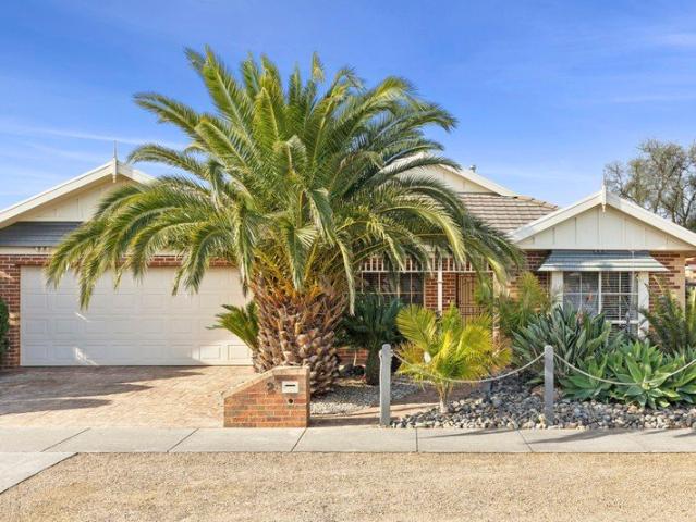 Family Space in a Location That Has It All!