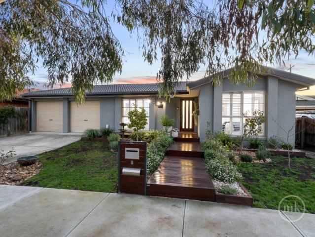 Family Space, Outdoor Comfort And Brilliant Garaging Options