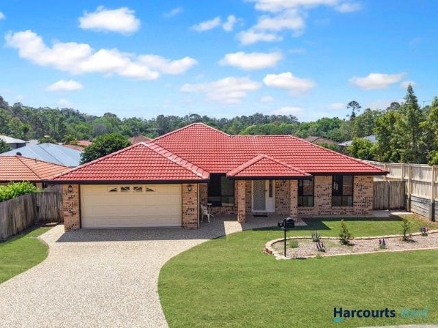 FAMILY SPACE, SIDE ACCESS & A WORKSHOP ON 700M²