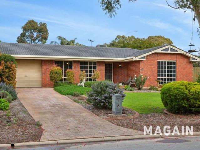 Family Space, Park Views & Feature Side Access