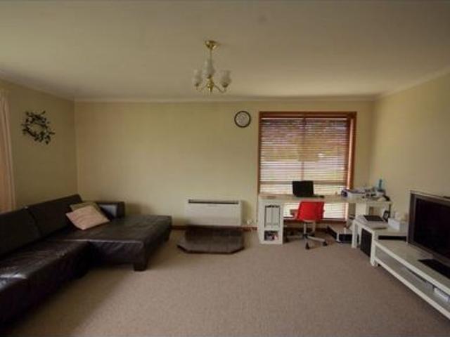 Family & Pet Friendly Home
