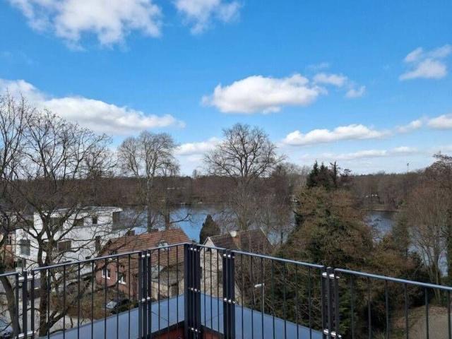 Family Penthouse mit Wasserblick