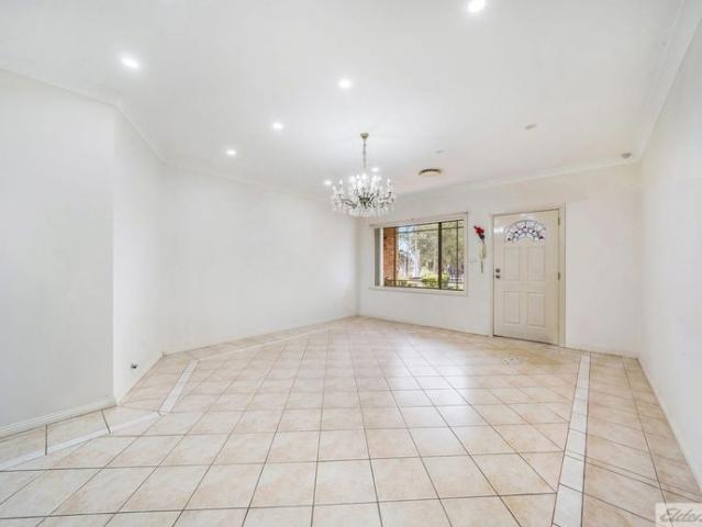 Family Perfection in the Heart of Bossley Park!