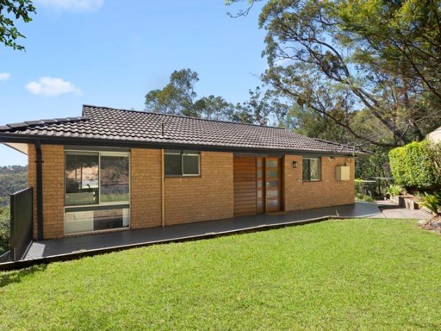 Family retreat enjoys magnificent valley views